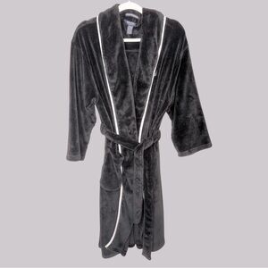 Nautica One Size Cozy Black Very Soft Plush‎ Robe w/Belt